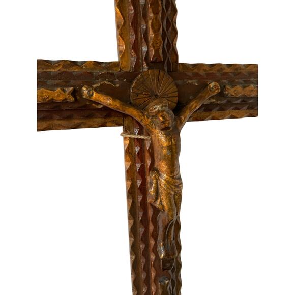 Vintage Tramp Art Trench Wooden Crucifix Cross Jesus Christian Religious 15.5" - Picture 3 of 7